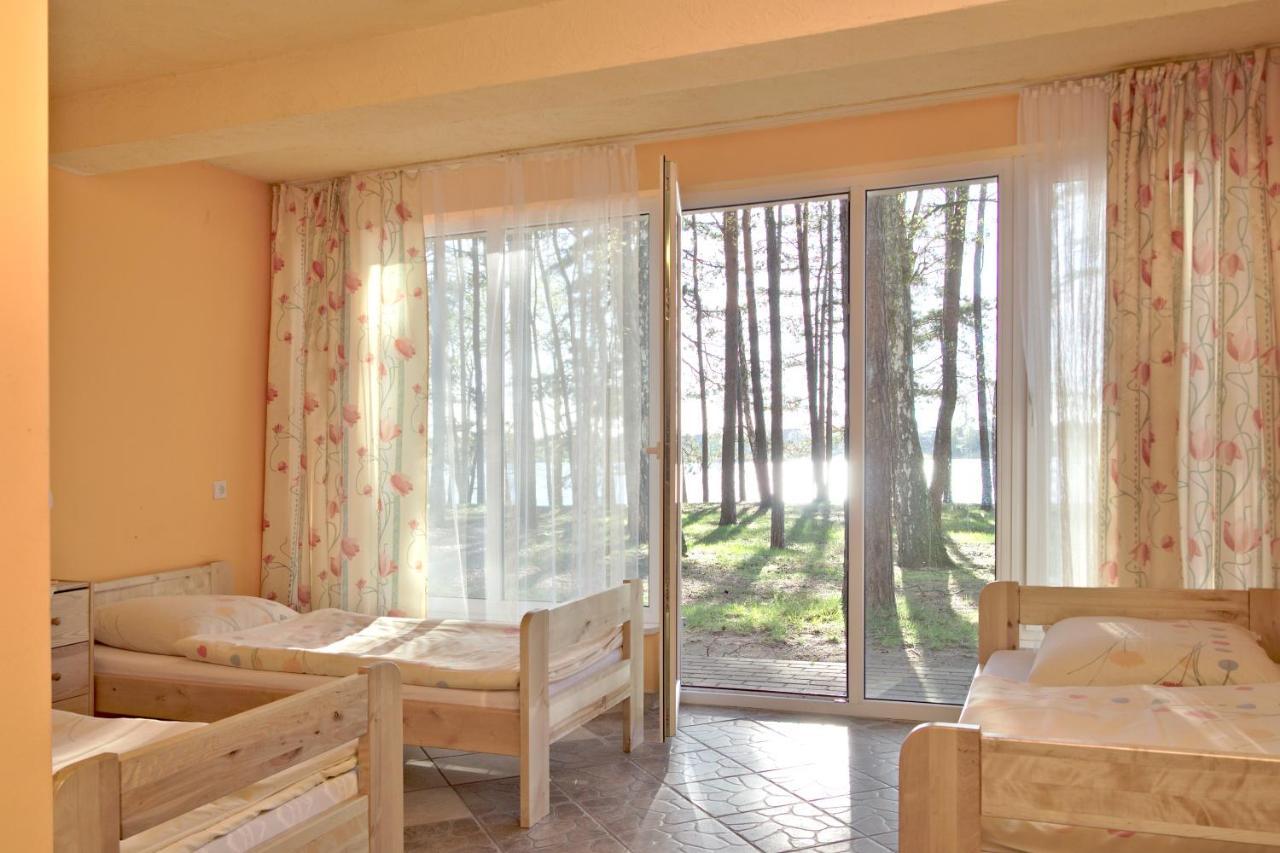 Hôtel Domki Wakacyjne Delfin Slesin Extérieur photo